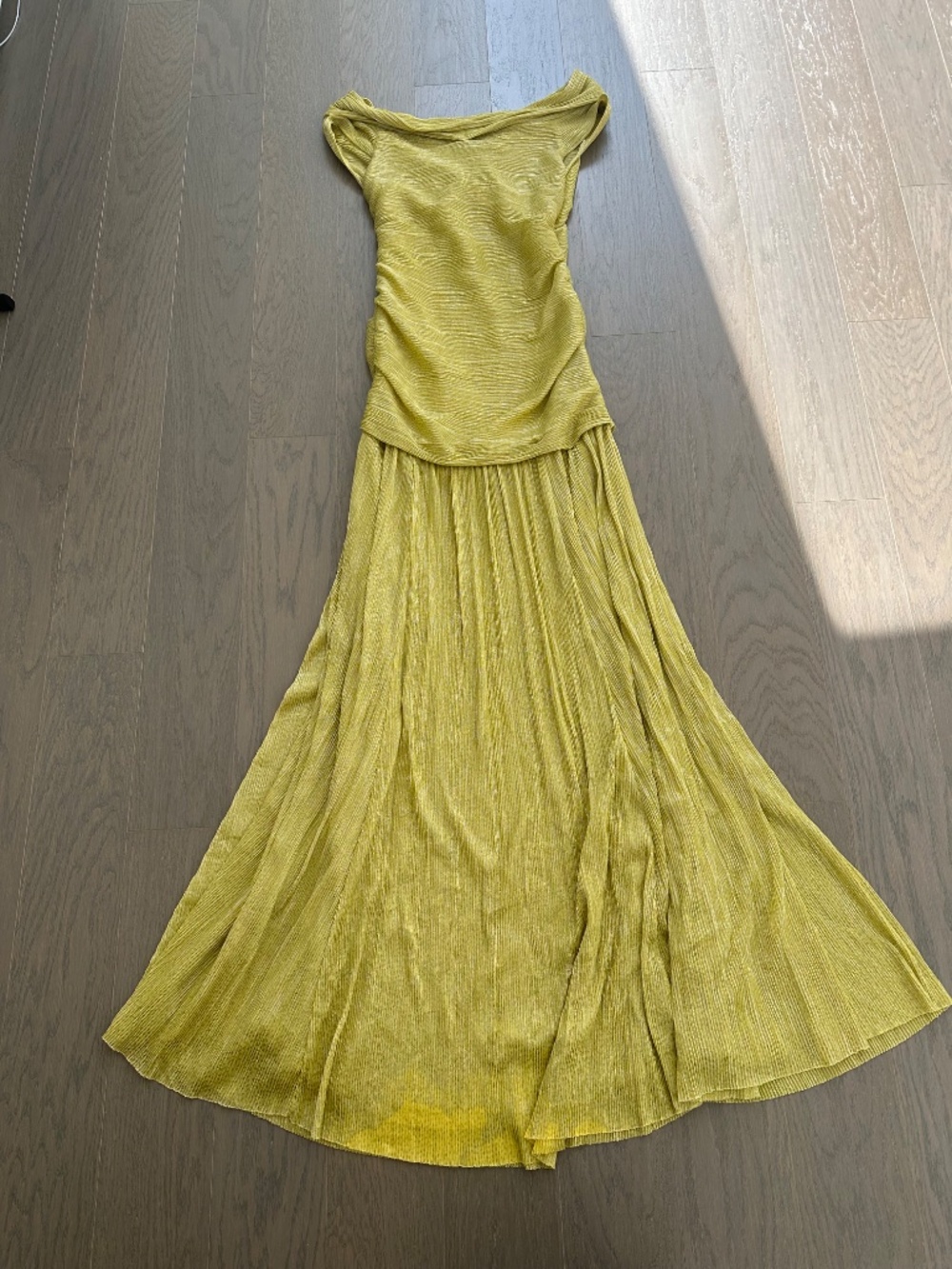 Sabina Musayev Nolan Gown Maxi Dress Metallic Lime Yellow - Medium - Picture 3 of 10